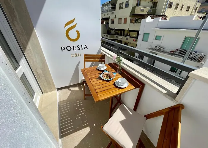 فندق مبيت وإفطار Poesia غالّيبولي